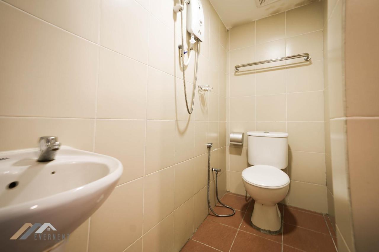 Welcome Inn By Evernent @ Pelita Commercial, Miri Extérieur photo